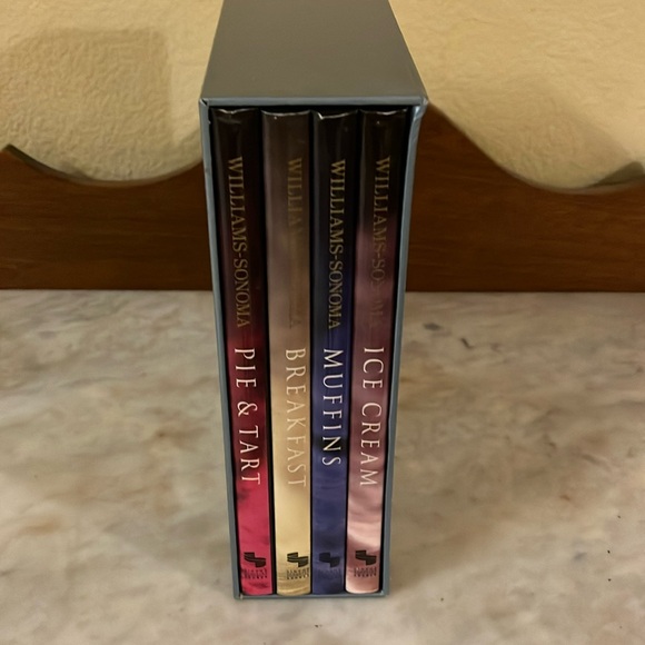 Vintage-The William Sonoma Collection Cookbooks-Set Of Four - Picture 1 of 13